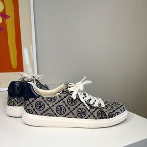 Tory Burch Sneakers